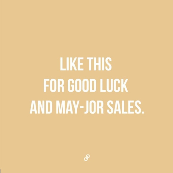 🎉2nd POSH ANNIVERSARY 🎉
GRAB YOUR SUMMER - Picture 2 of 8